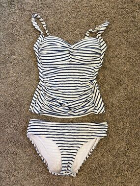 Bond eye Tankini Swimsuit Womens 10 Underwire Flattering Underwire Striped 2 Pc